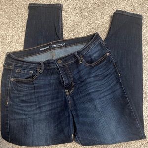 Old Navy Mid Rise Size 12 Jeans